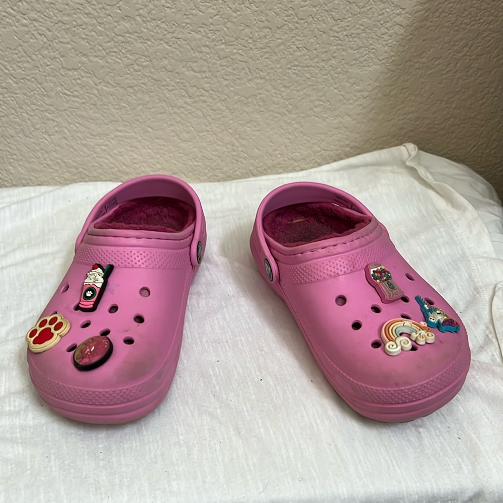 Crocs with adorable pins